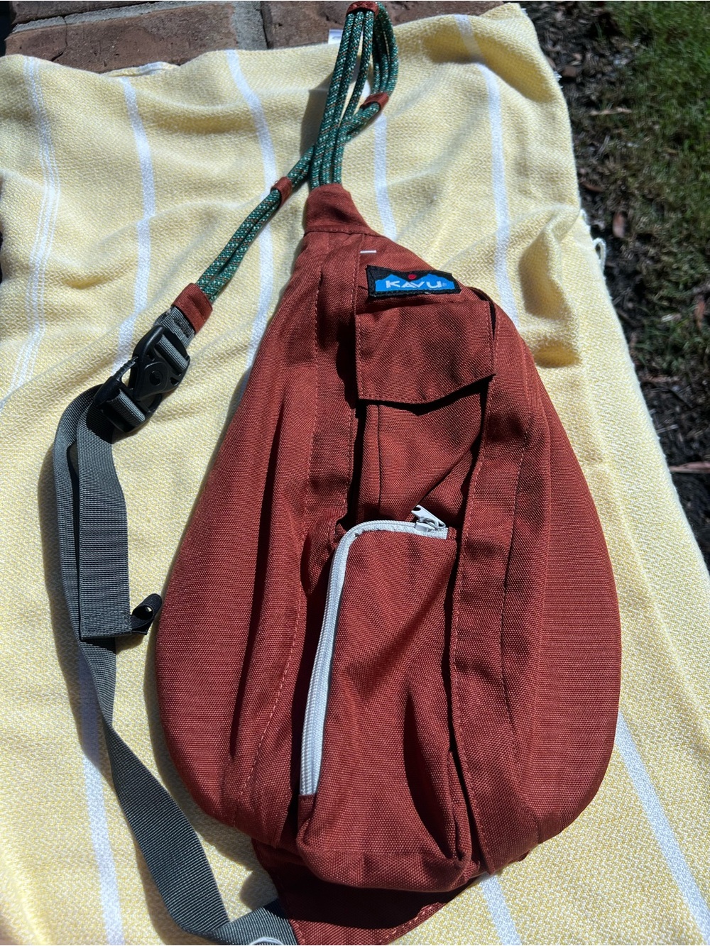 KAVU  Rust Sling Bag - Compact Crossbody Pack